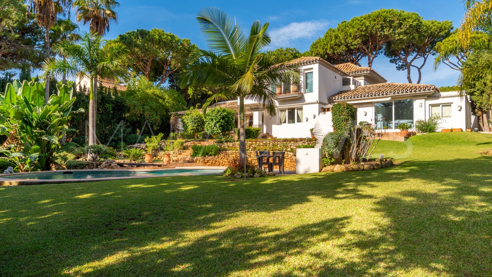 Villa for sale in Hacienda las Chapas with 3 bedrooms