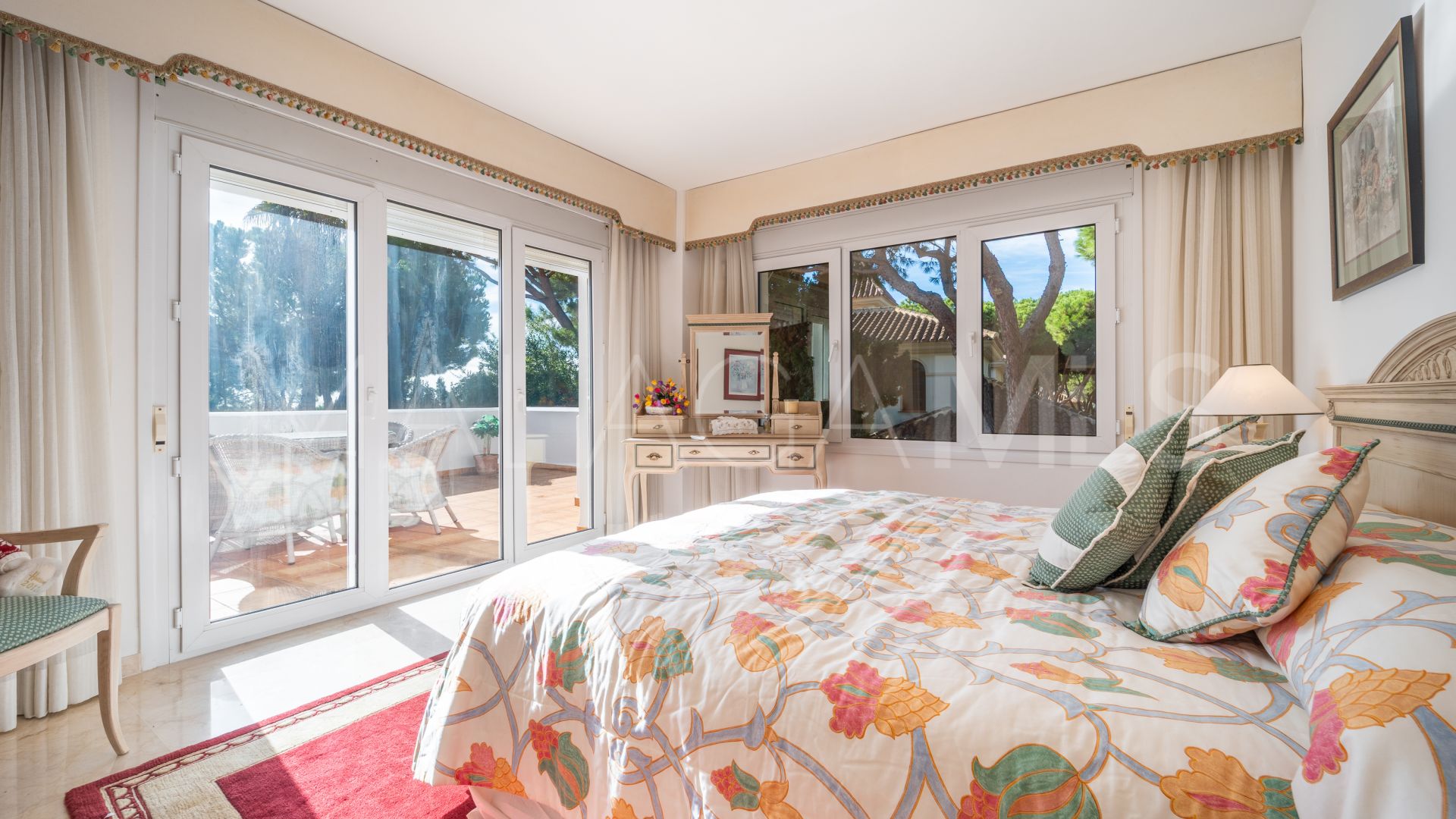 Villa for sale in Hacienda las Chapas with 3 bedrooms