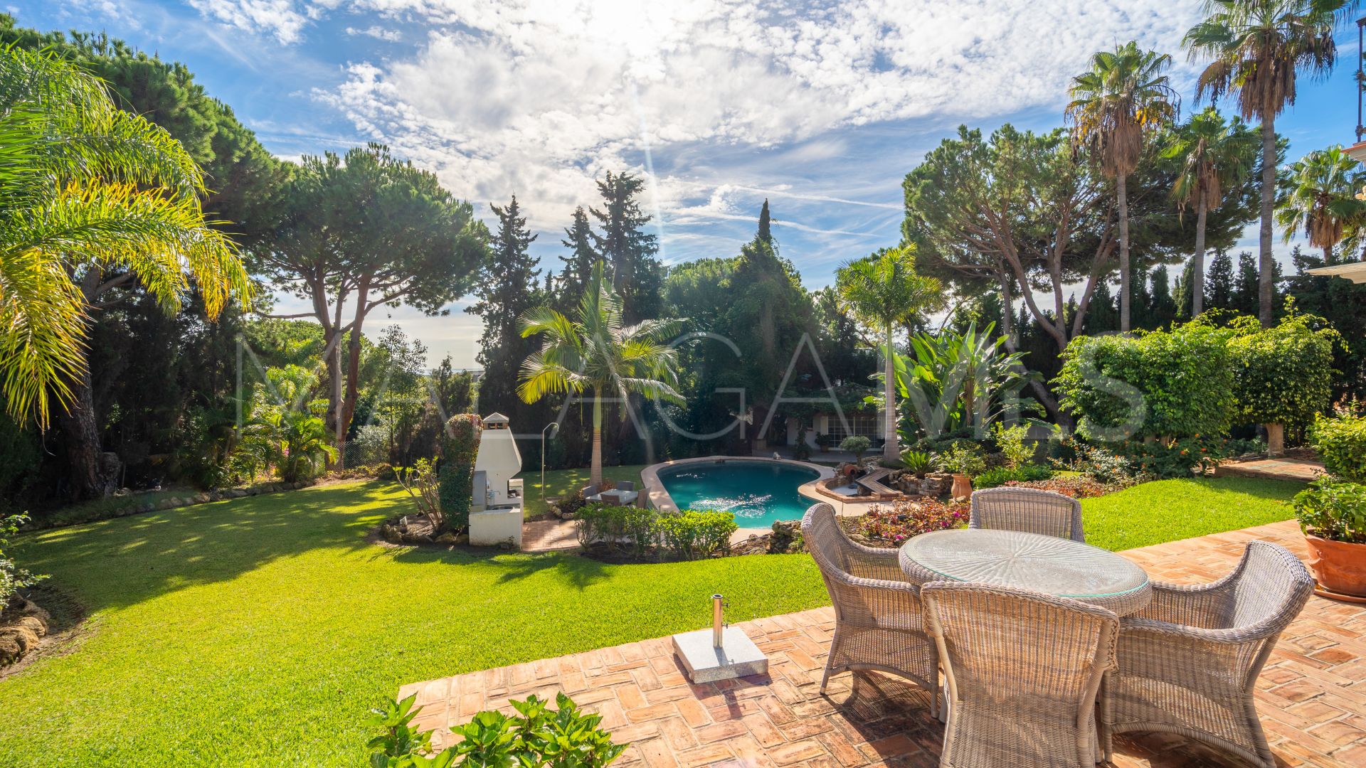 Villa for sale in Hacienda las Chapas with 3 bedrooms