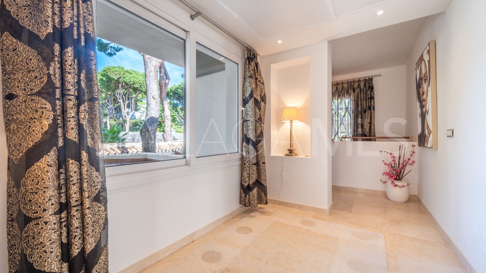 Villa for sale in Hacienda las Chapas with 3 bedrooms