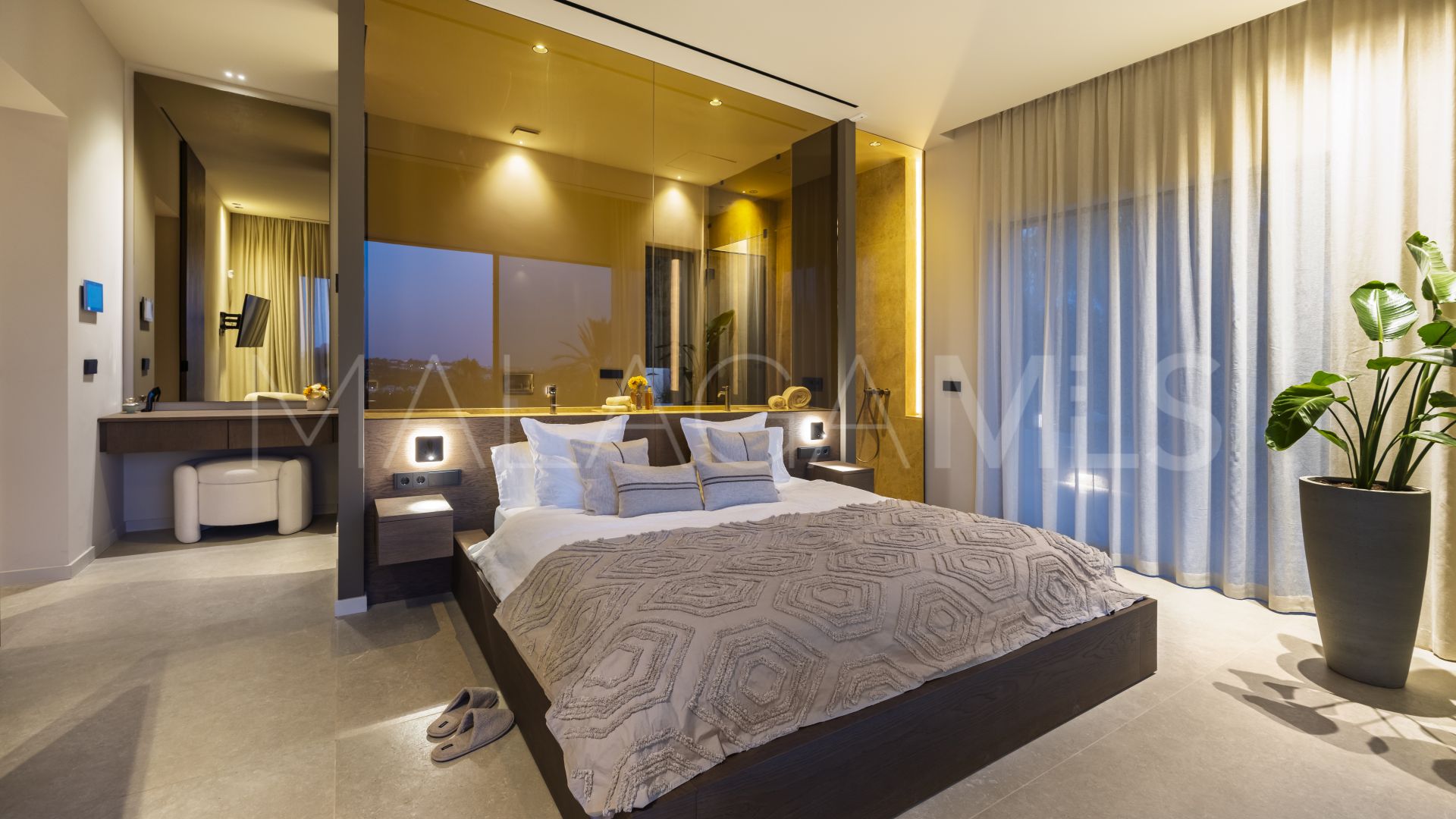 Villa for sale in Haza del Conde