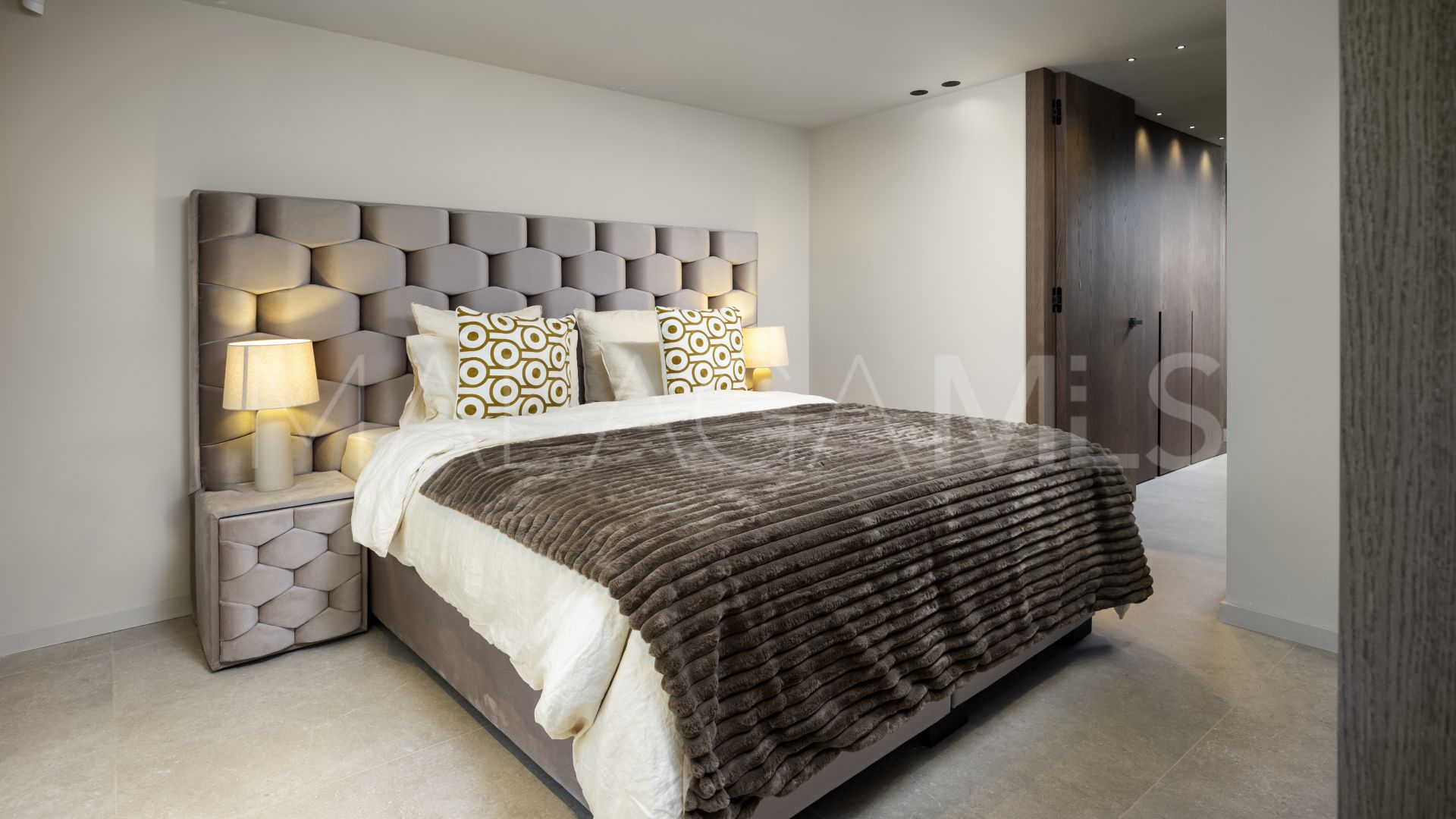 Villa for sale in Haza del Conde