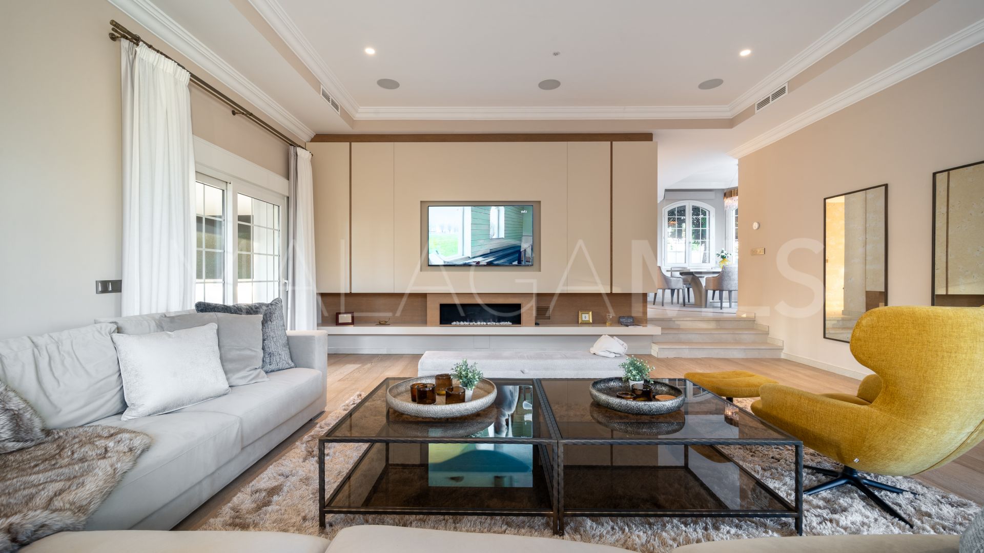 5 bedrooms villa in Aloha for sale