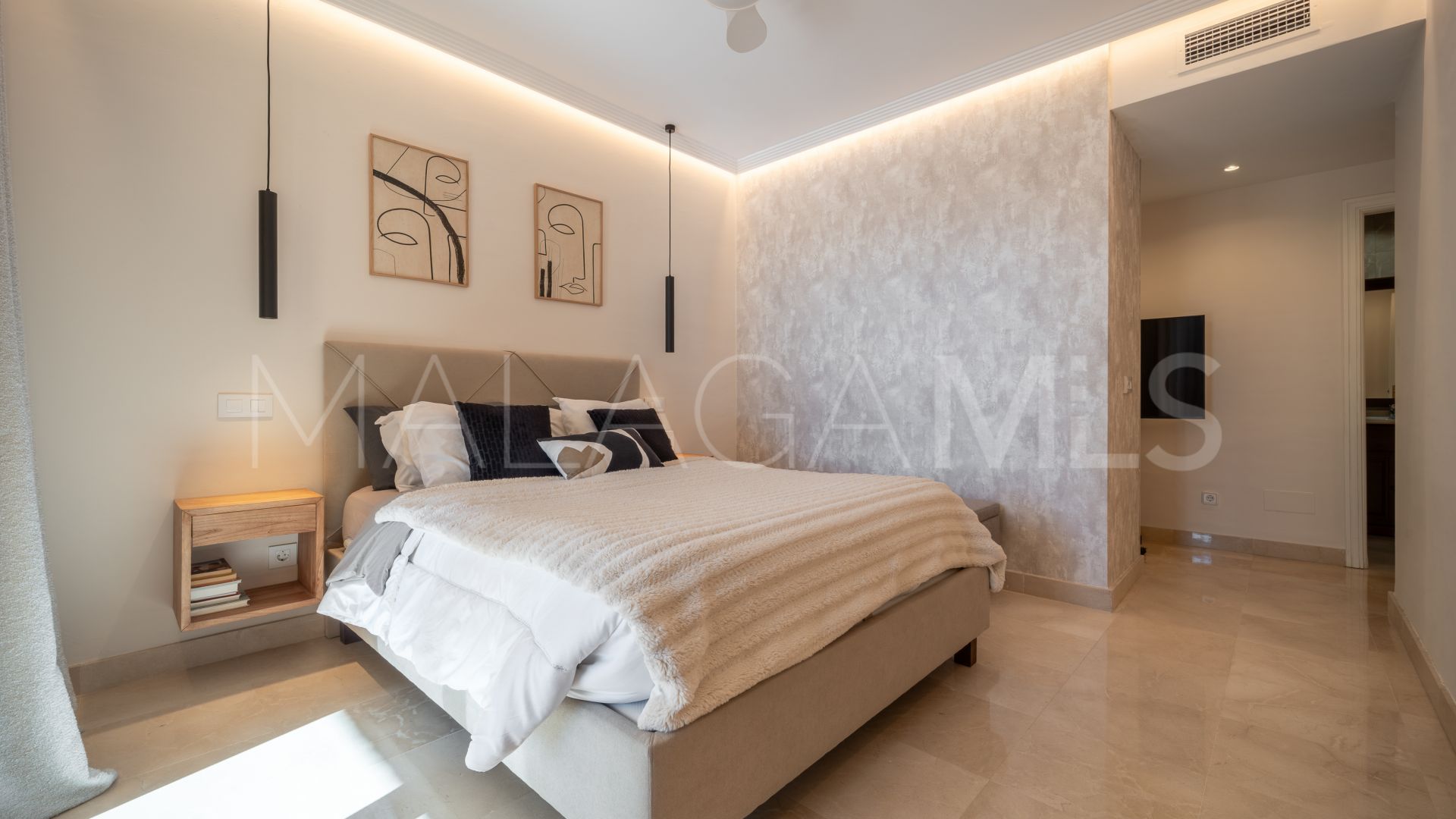 3 bedrooms ground floor apartment in Los Arqueros for sale