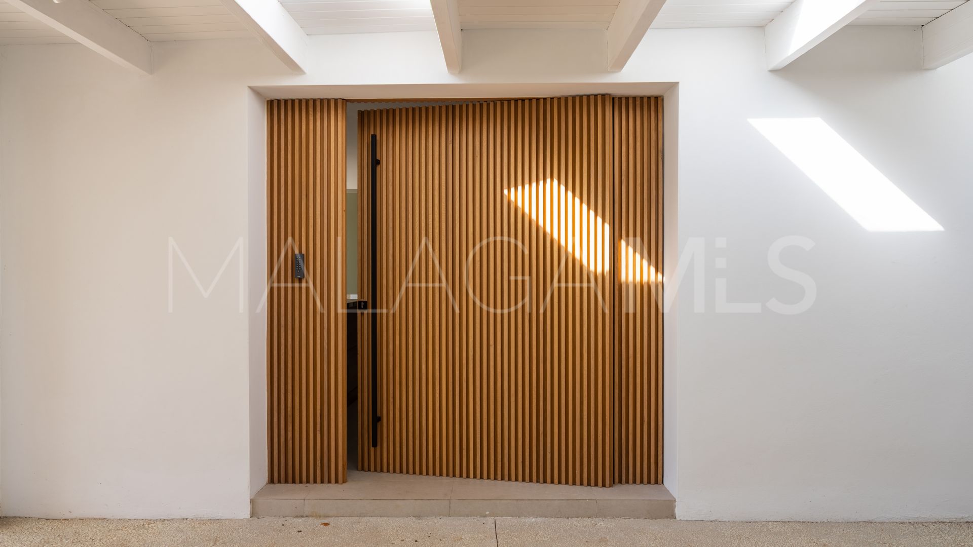 Villa for sale in Los Naranjos Golf