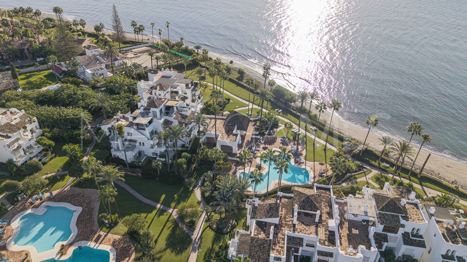 Ground floor apartment for sale in Alcazaba Beach