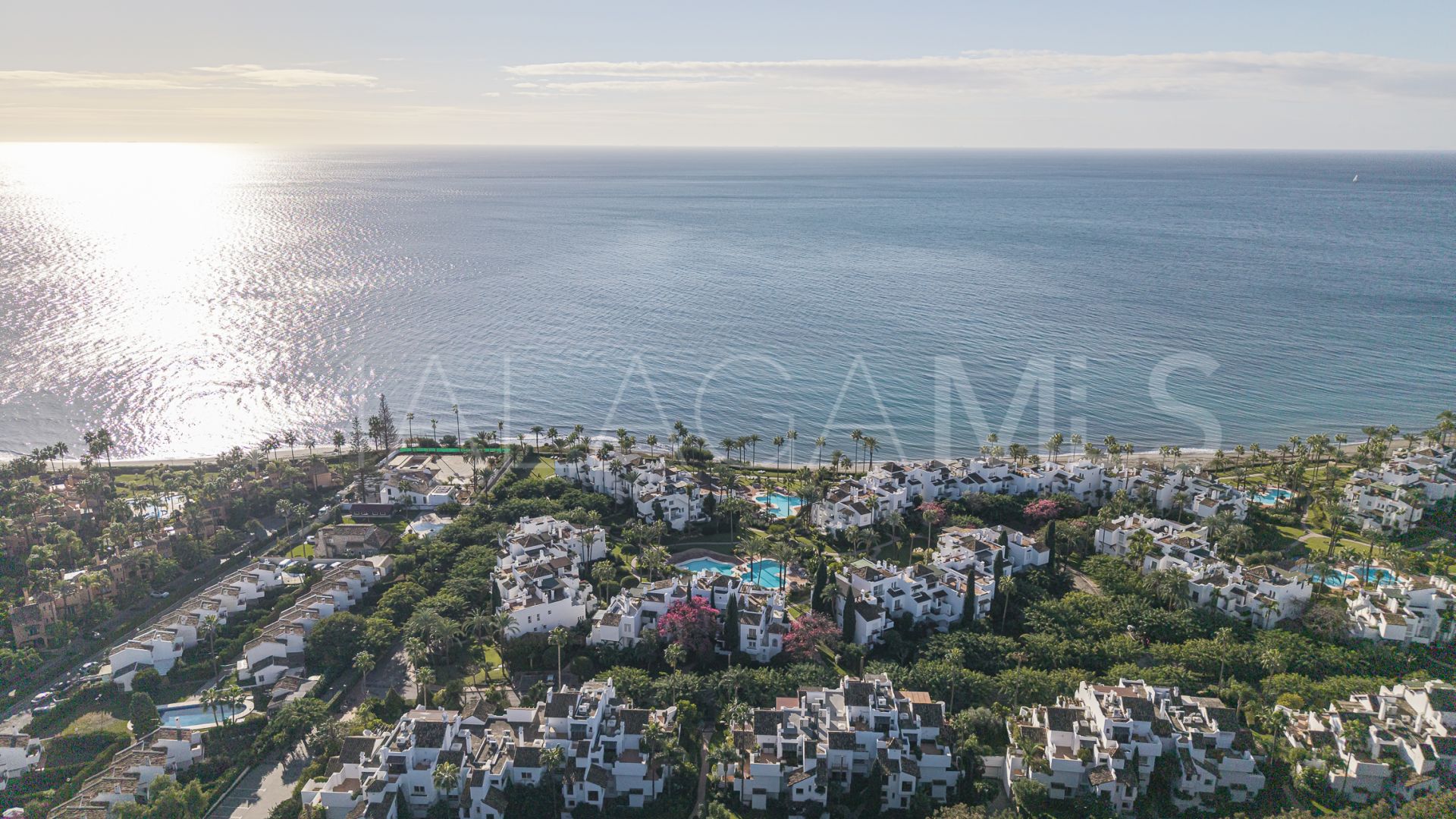 Ground floor apartment for sale in Alcazaba Beach
