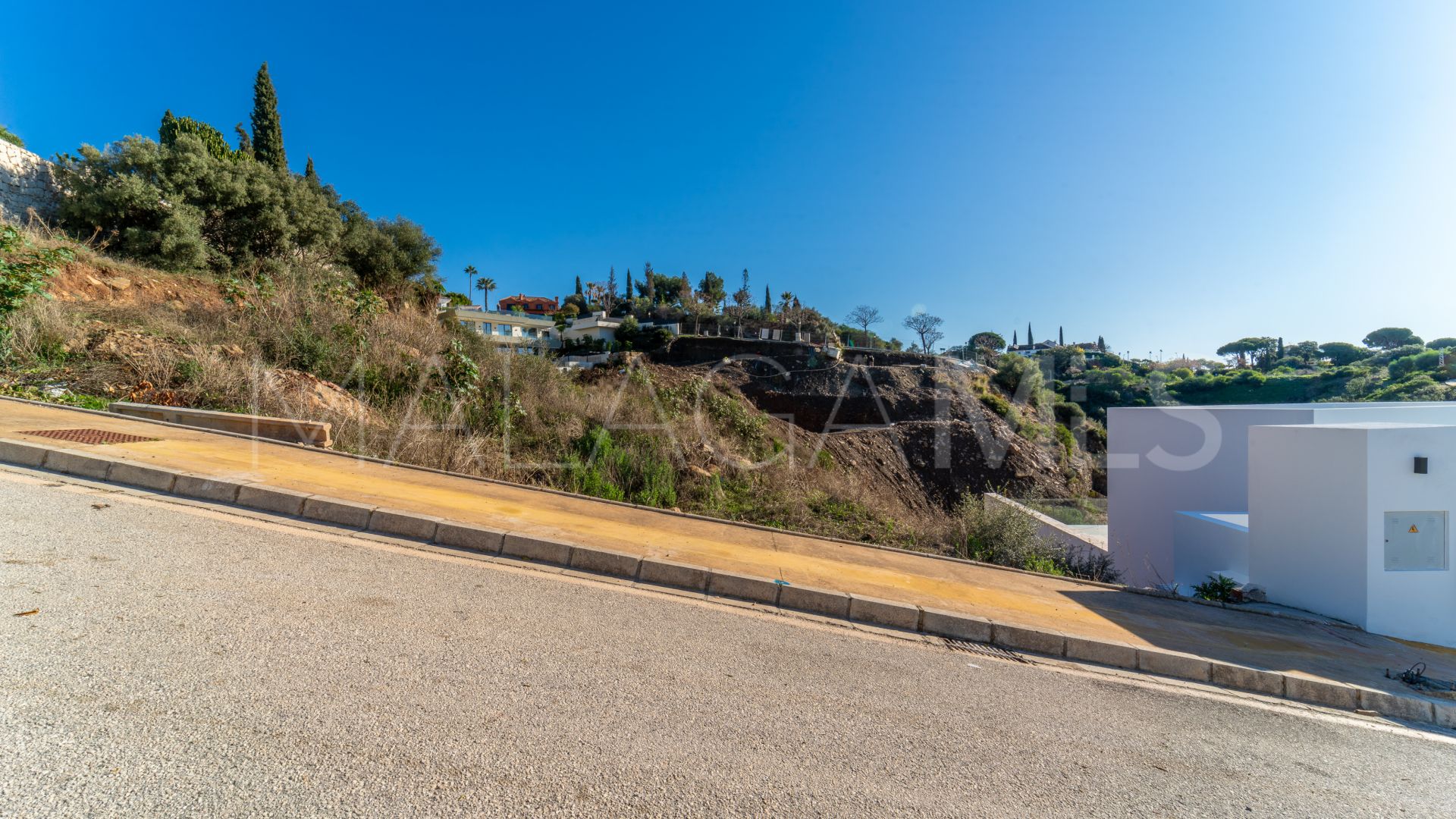 Tomt for sale in Elviria