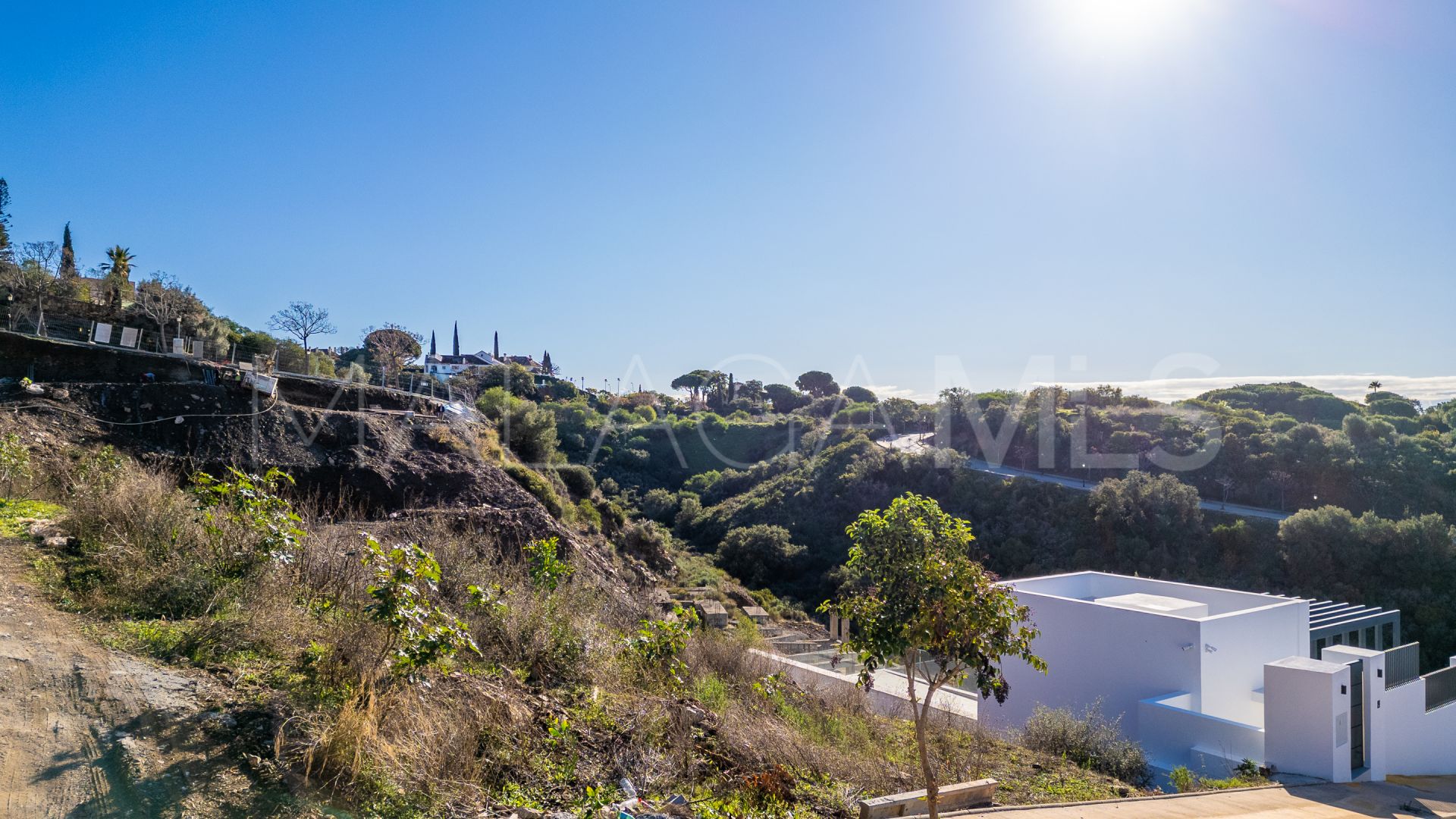 Tomt for sale in Elviria