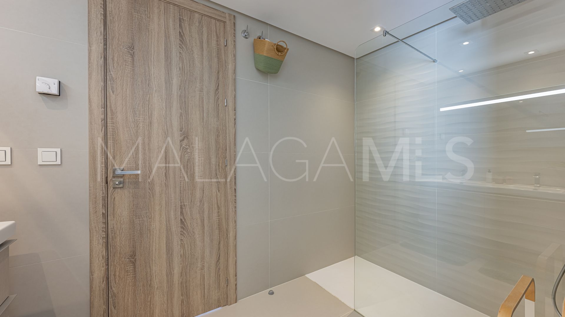 Duplex penthouse for sale in Botanic