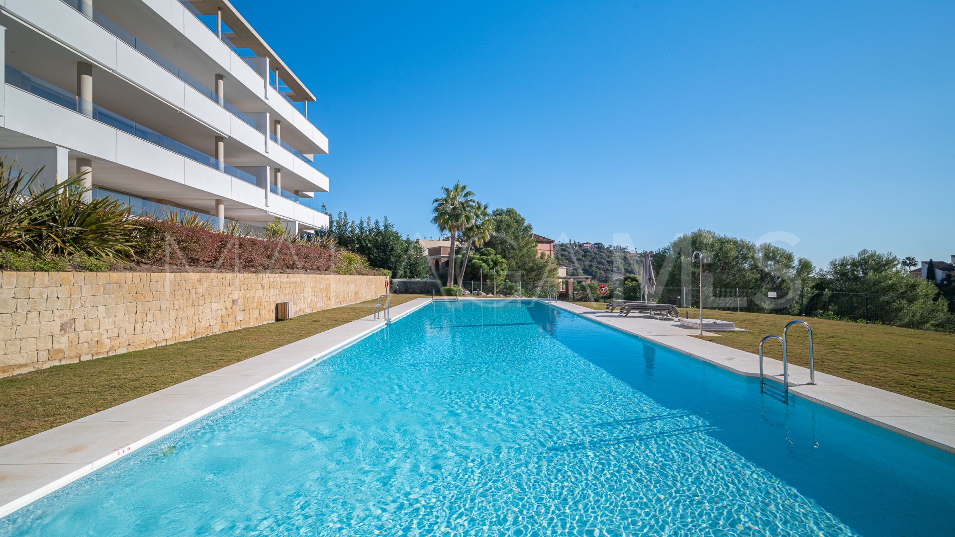 Duplex penthouse for sale in Botanic