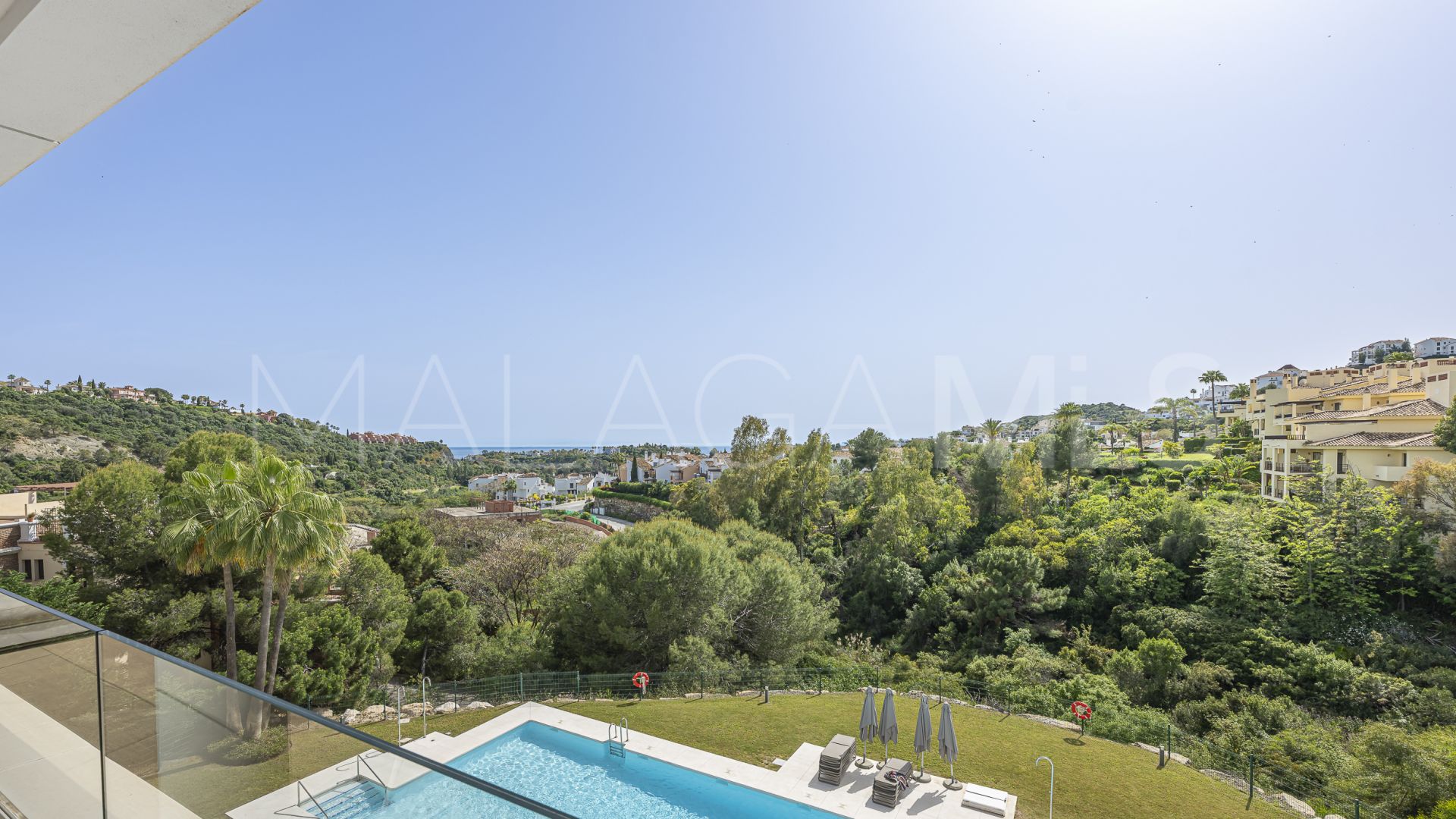 Duplex penthouse for sale in Botanic