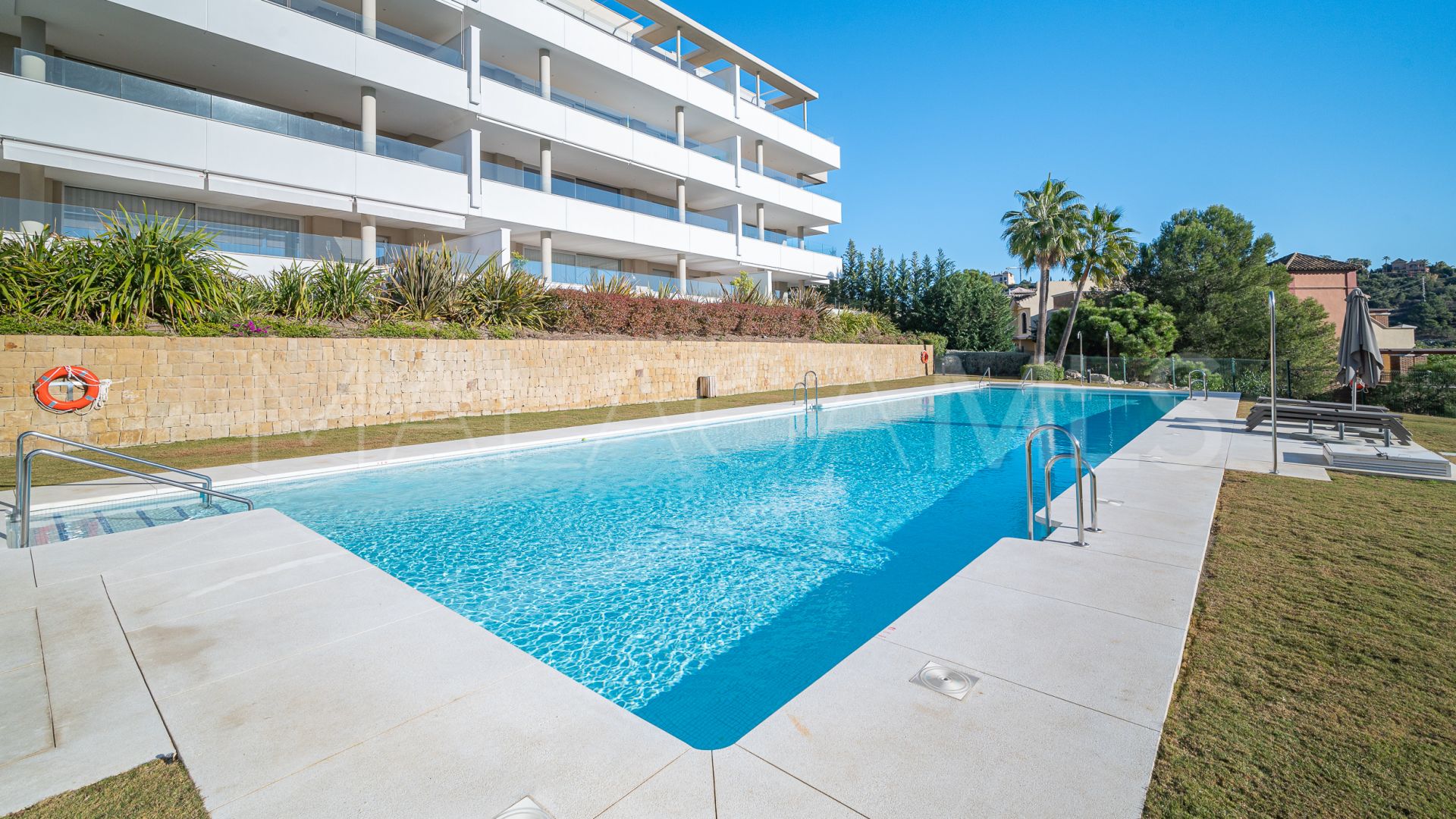 Duplex penthouse for sale in Botanic