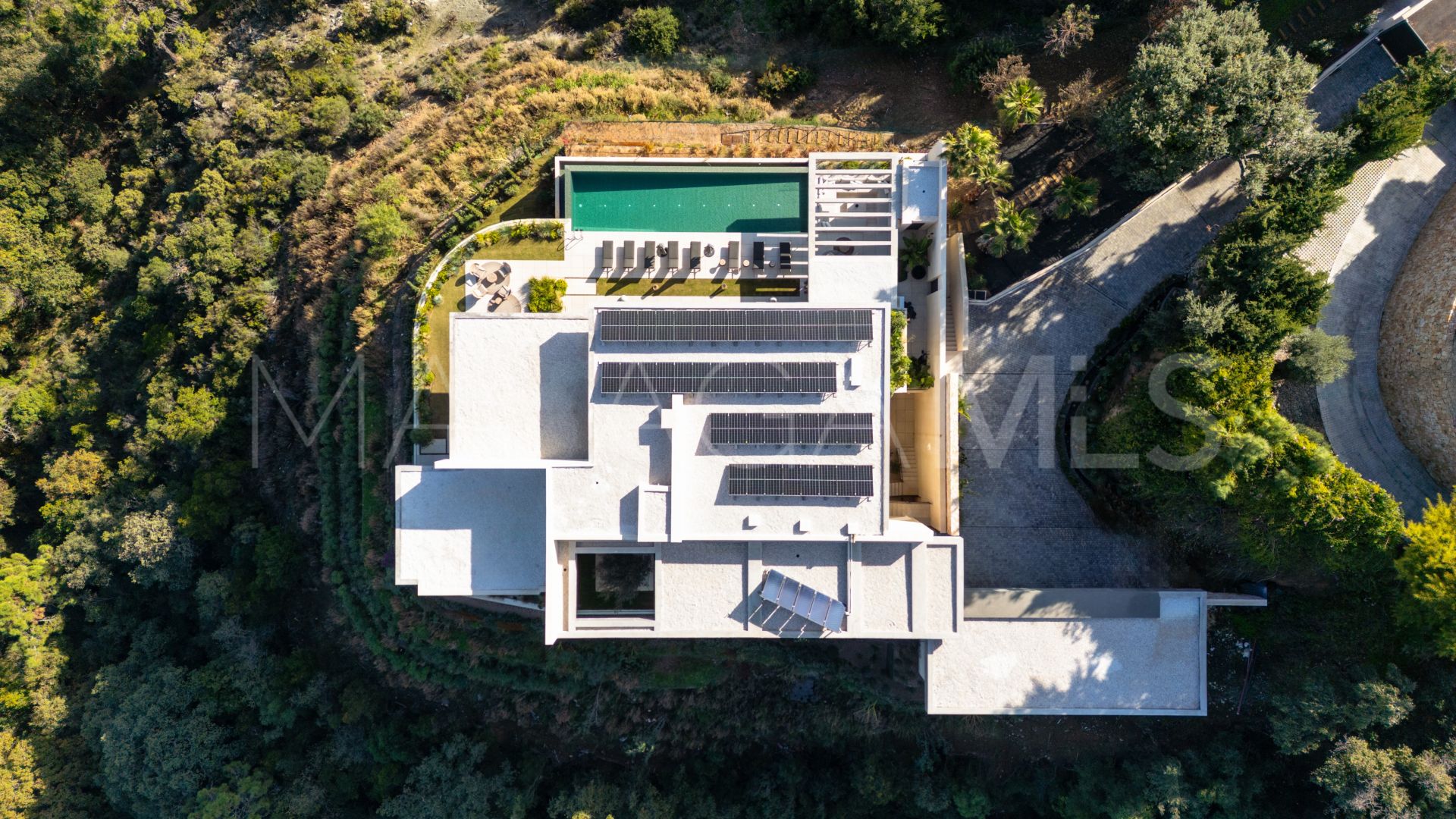 Villa for sale in El Madroñal