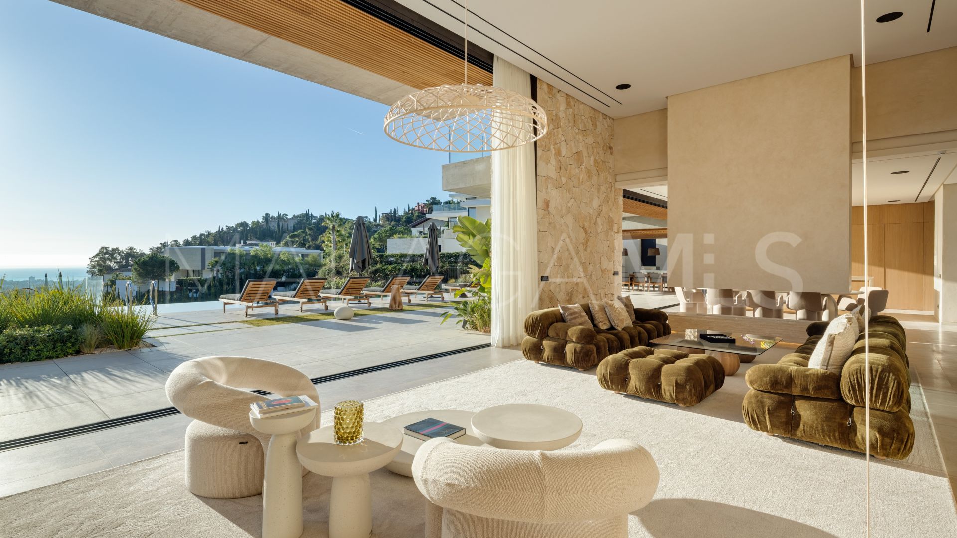 Villa for sale in El Madroñal