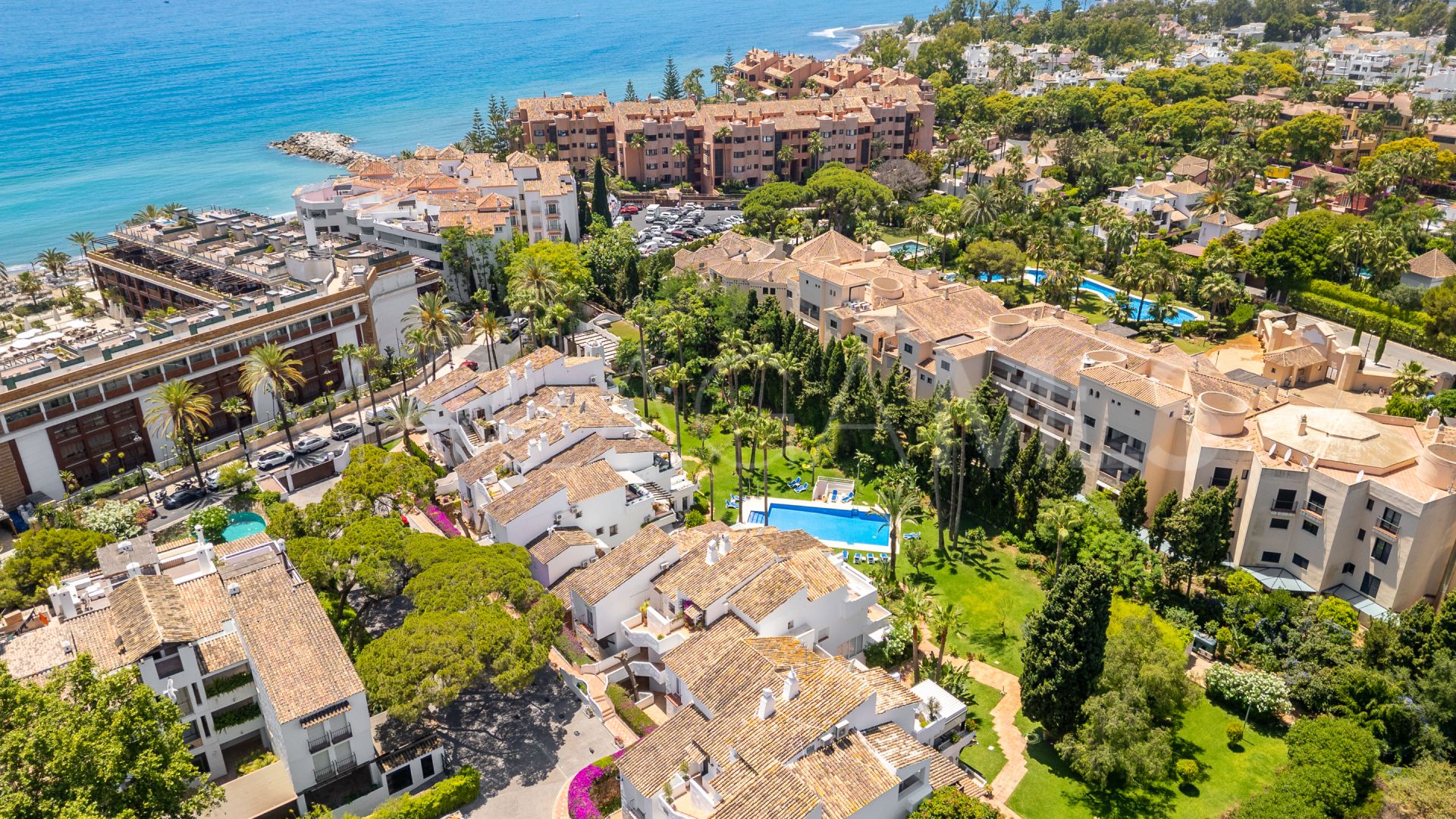 Duplex penthouse for sale in Jardines de las Fuentes
