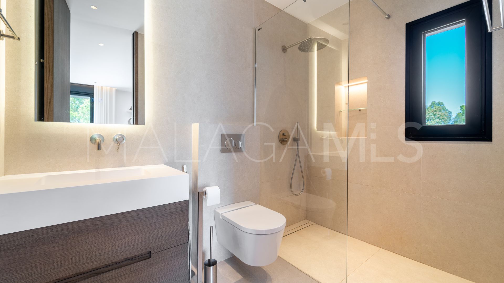 Duplex penthouse for sale in Jardines de las Fuentes