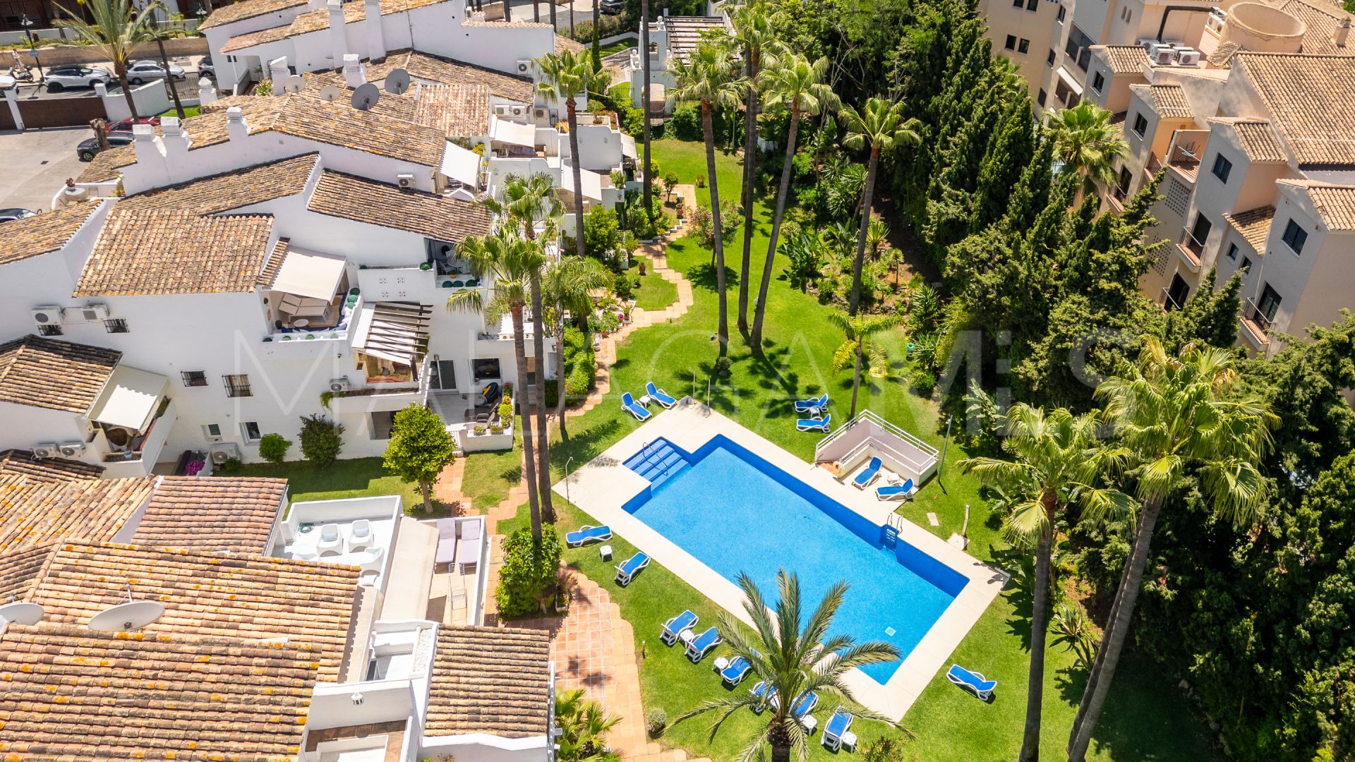 Duplex penthouse for sale in Jardines de las Fuentes