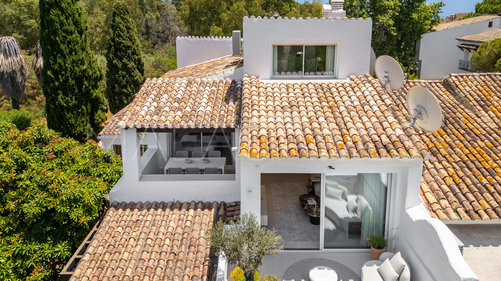 Duplex penthouse for sale in Jardines de las Fuentes