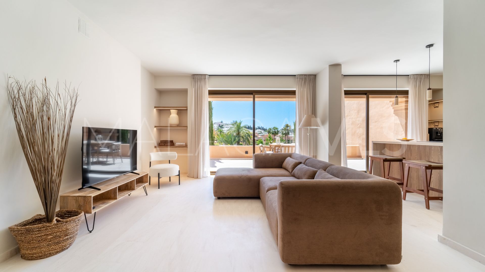 Duplex penthouse for sale in La Cartuja del Golf