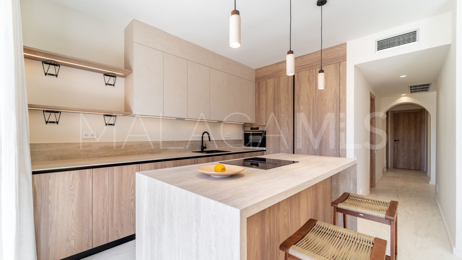 Duplex penthouse for sale in La Cartuja del Golf