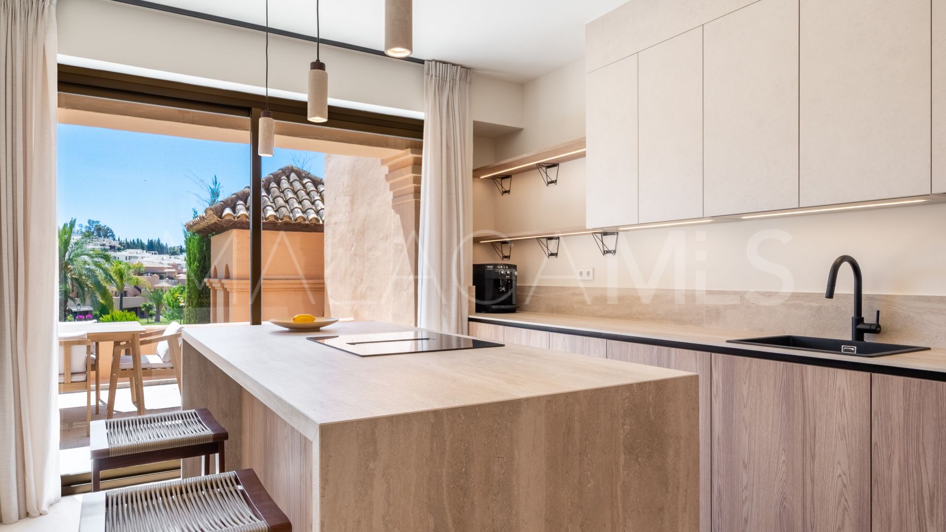 Duplex penthouse for sale in La Cartuja del Golf