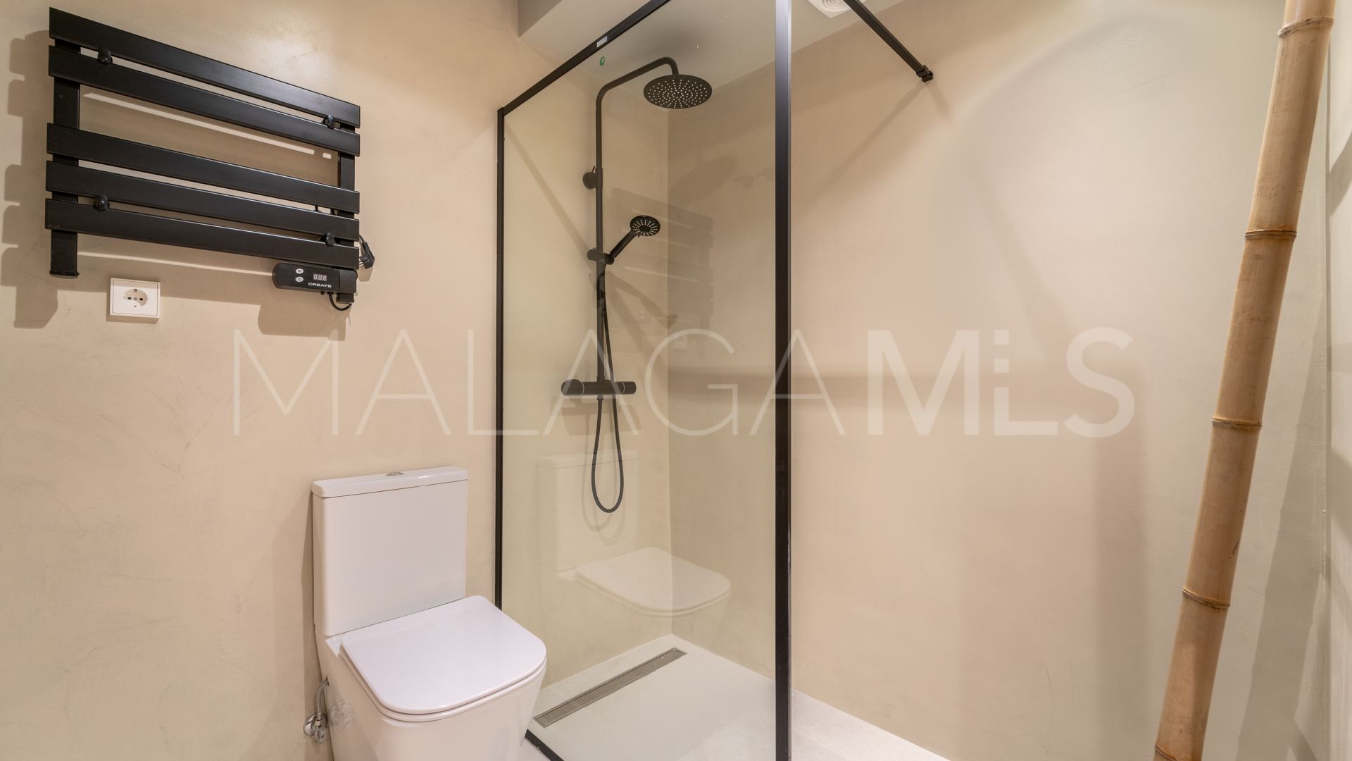 Duplex penthouse for sale in La Cartuja del Golf