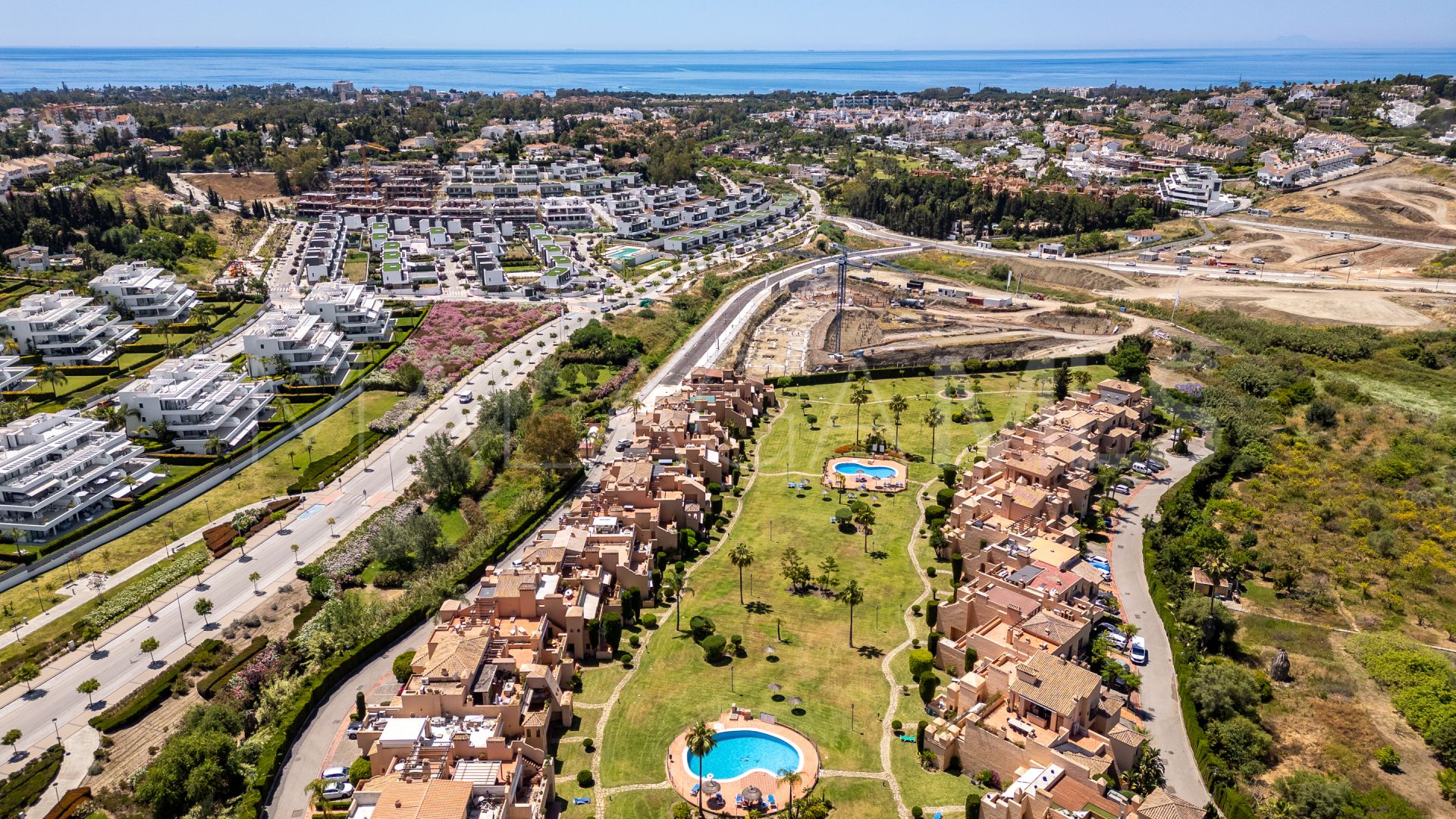 Duplex penthouse for sale in La Cartuja del Golf