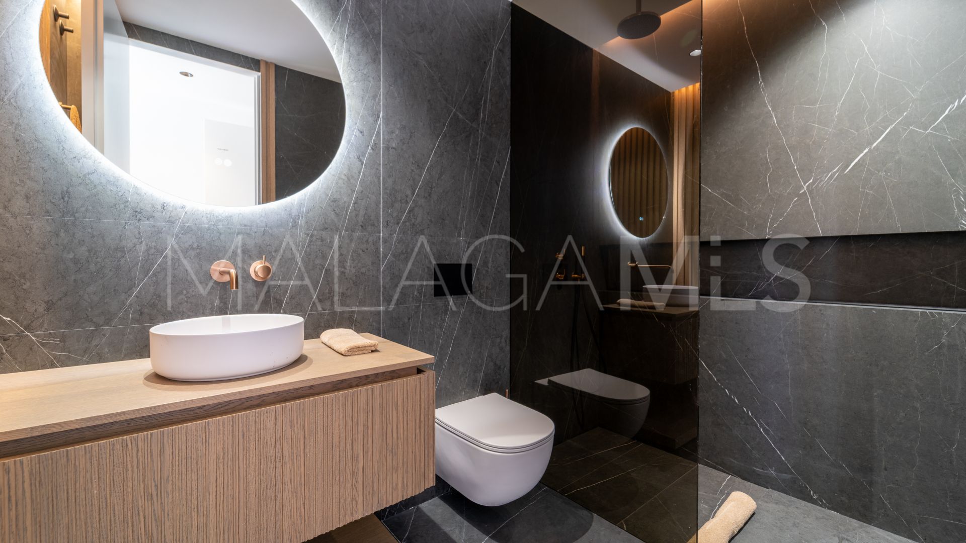 Buy adosado in Monte Halcones de 3 bedrooms