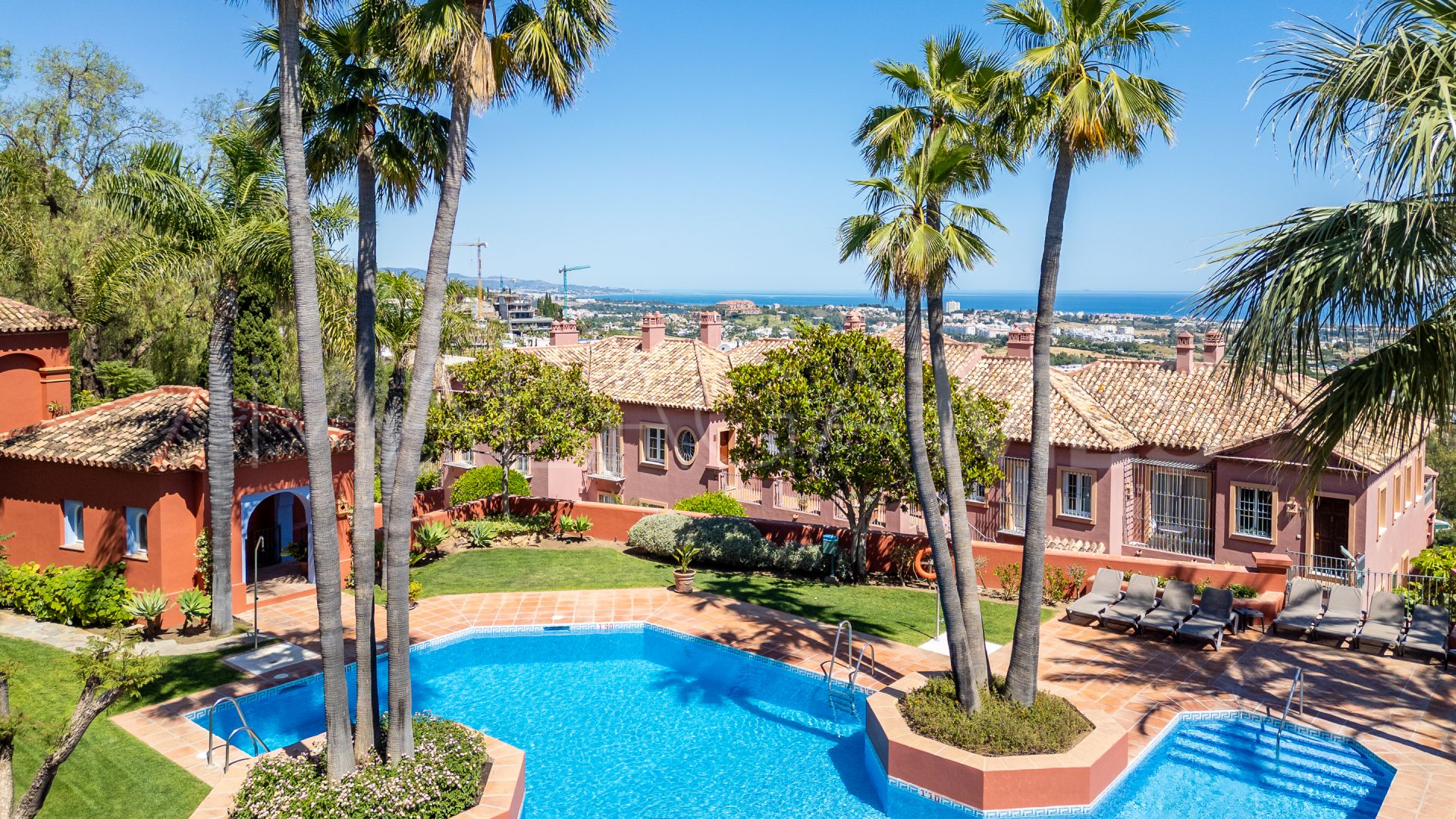 Buy adosado in Monte Halcones de 3 bedrooms