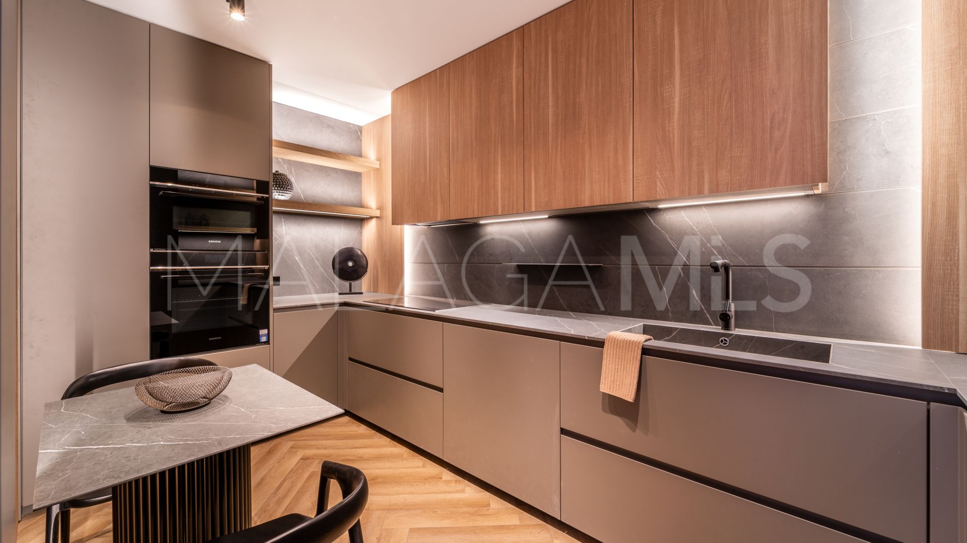Buy adosado in Monte Halcones de 3 bedrooms