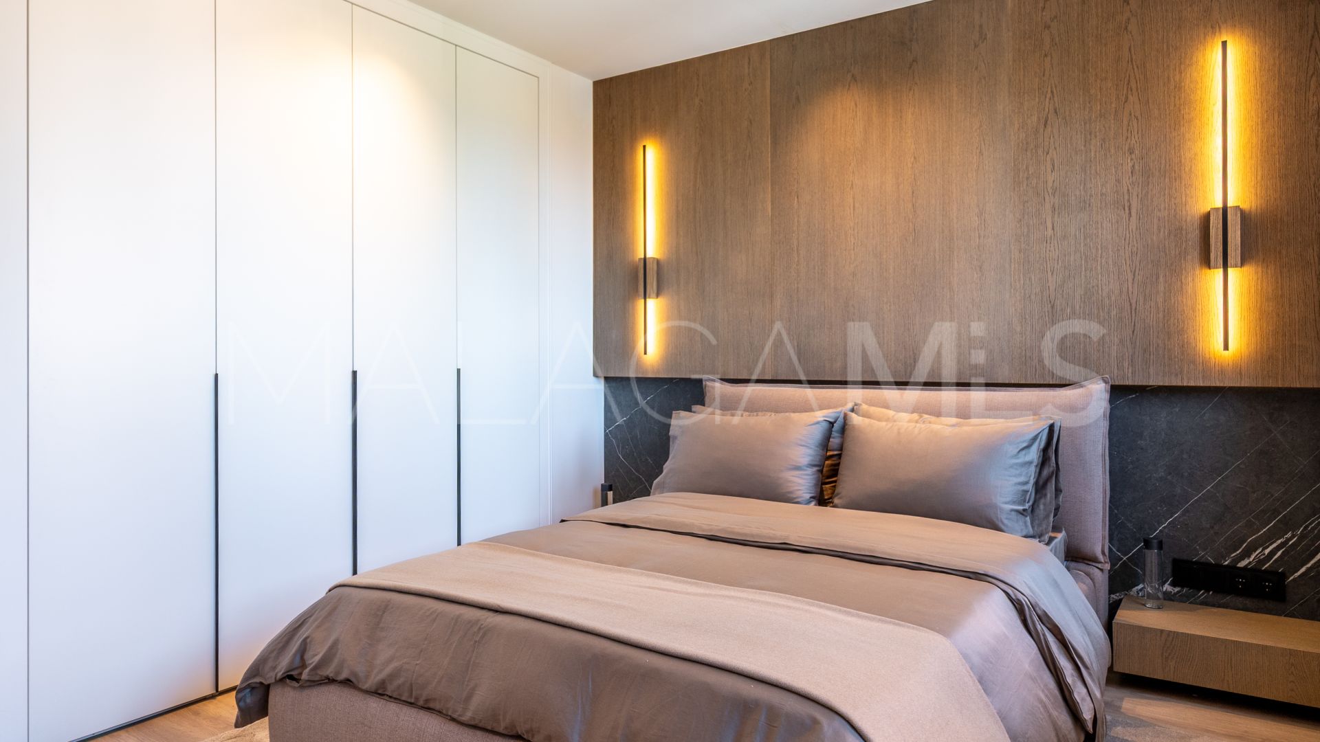 Buy adosado in Monte Halcones de 3 bedrooms
