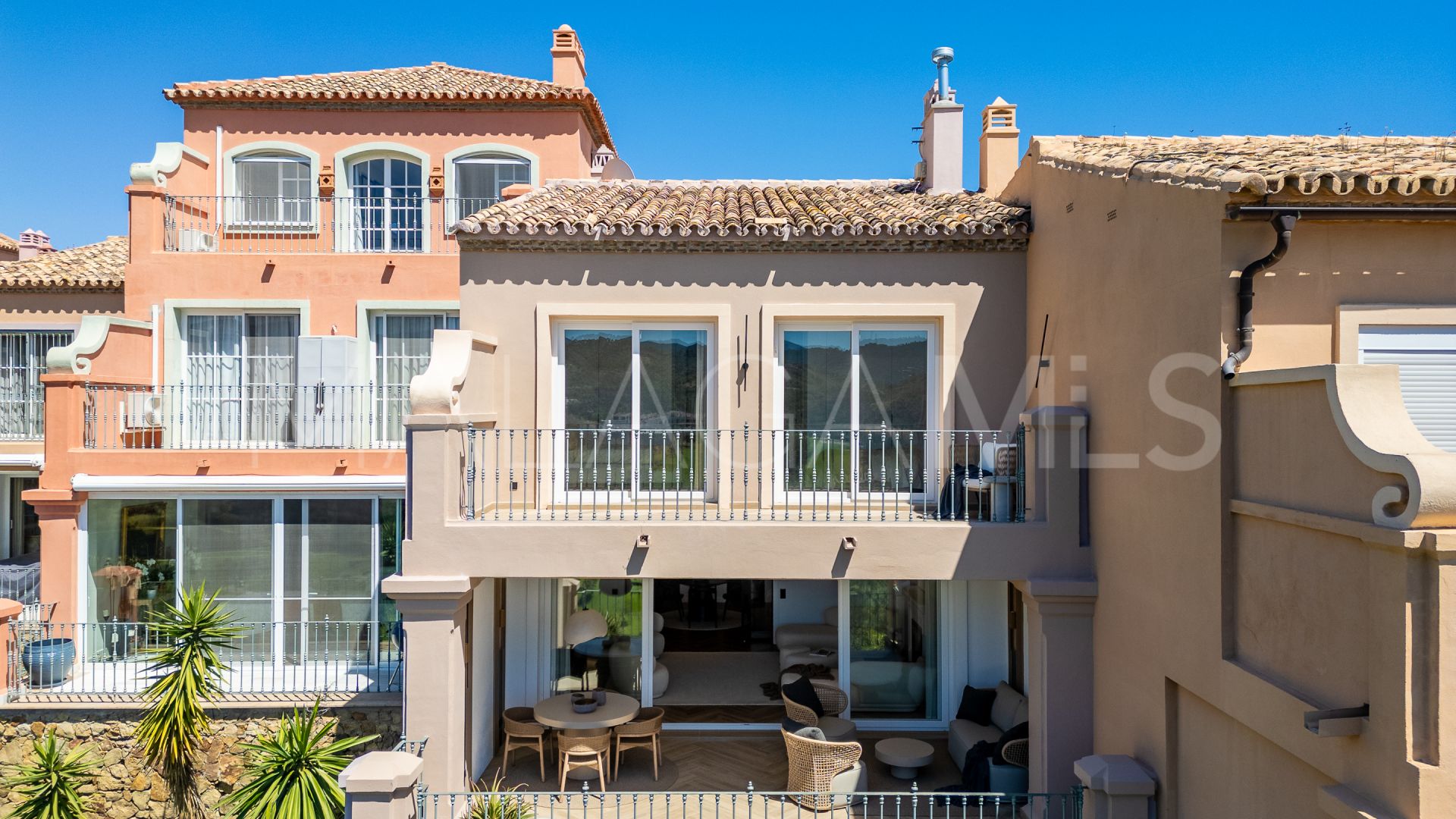 Buy adosado in Monte Halcones de 3 bedrooms
