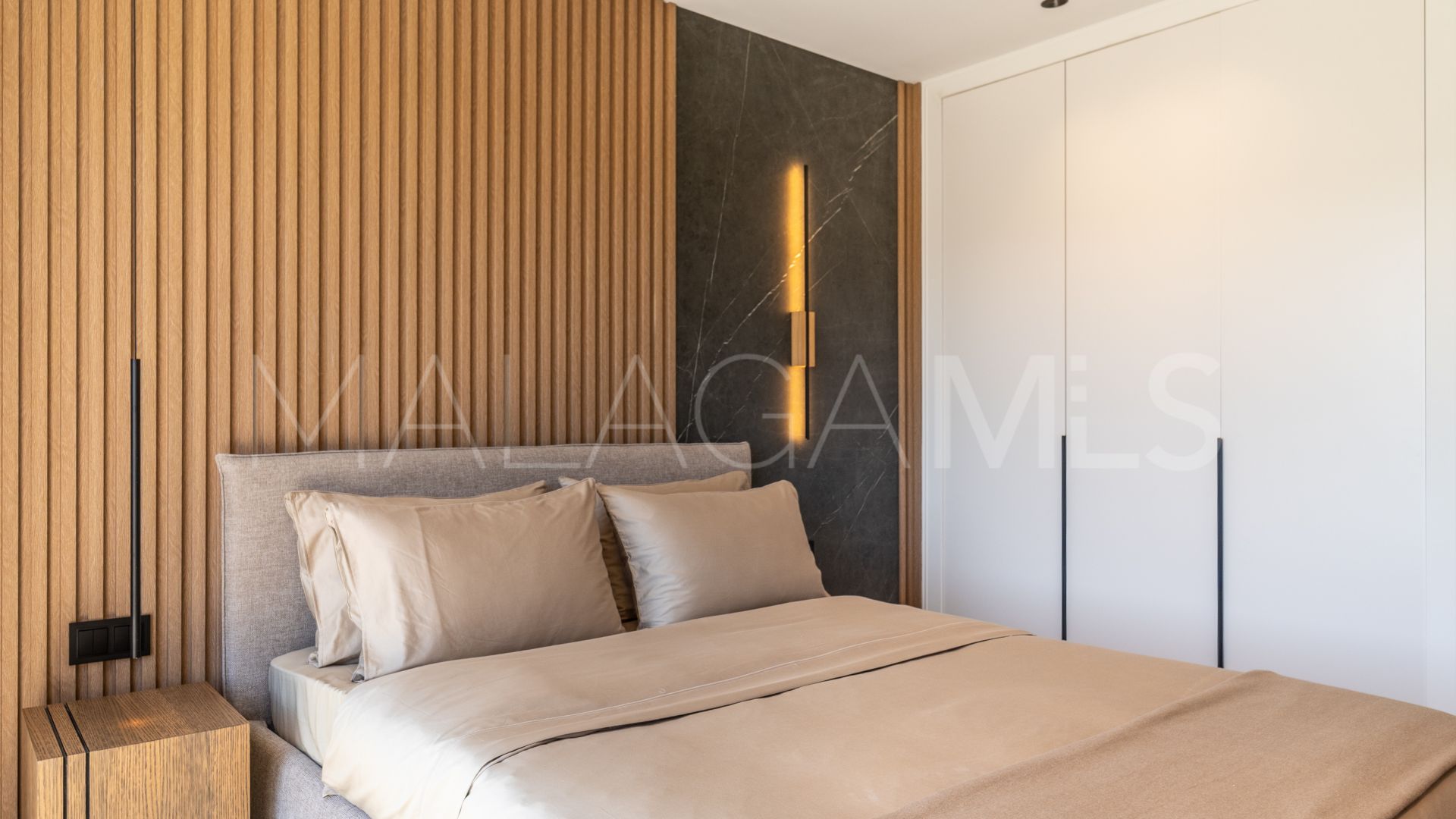 Buy adosado in Monte Halcones de 3 bedrooms