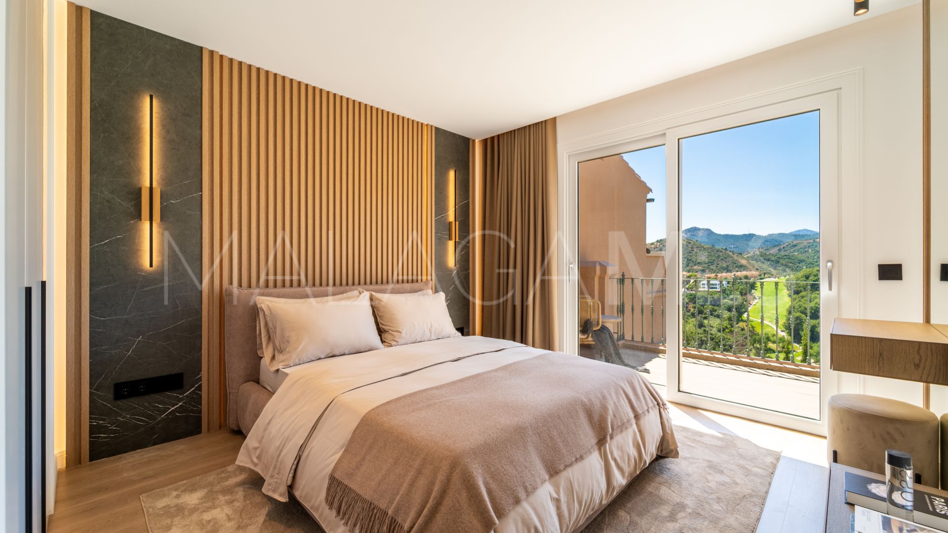 Buy adosado in Monte Halcones de 3 bedrooms