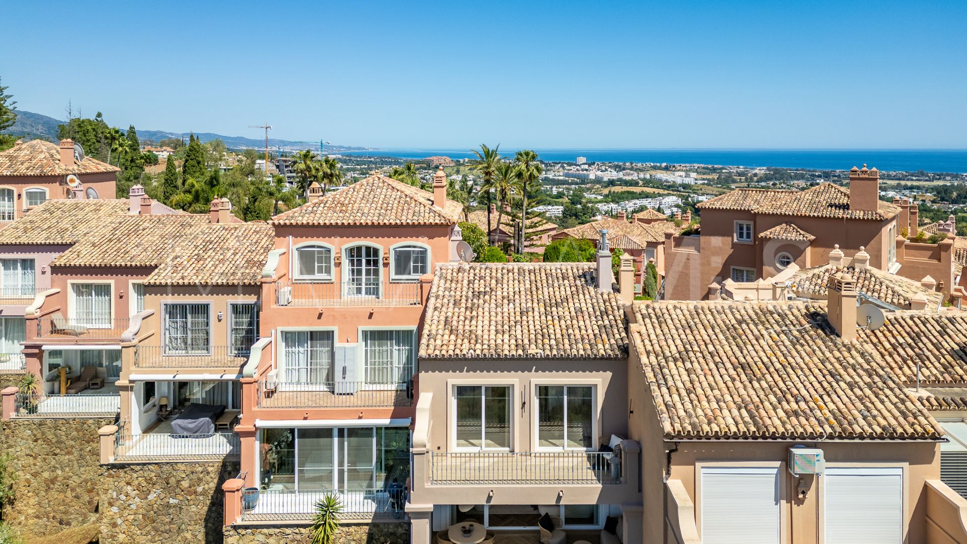 Buy adosado in Monte Halcones de 3 bedrooms
