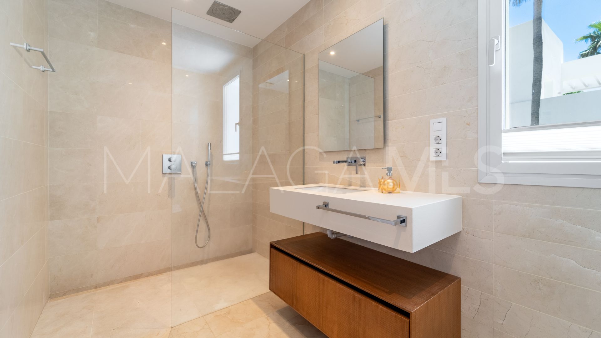 Villa for sale in La Finca de Marbella