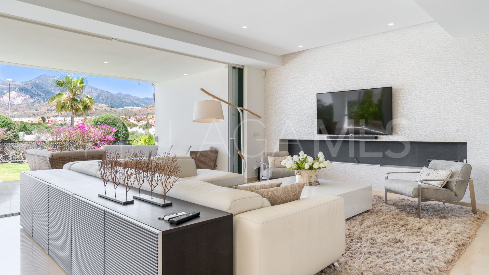Villa for sale in La Finca de Marbella