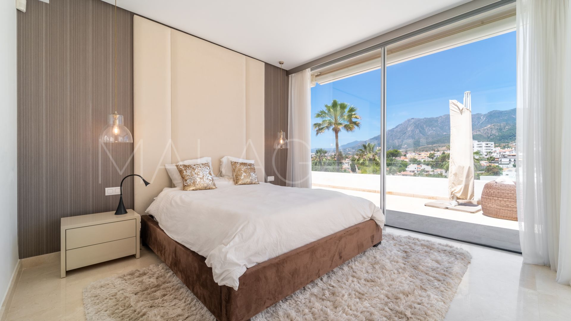Villa for sale in La Finca de Marbella
