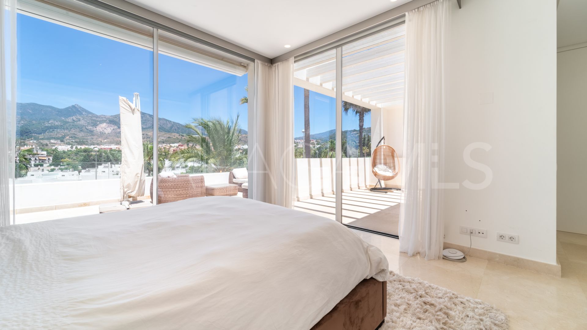 Villa for sale in La Finca de Marbella