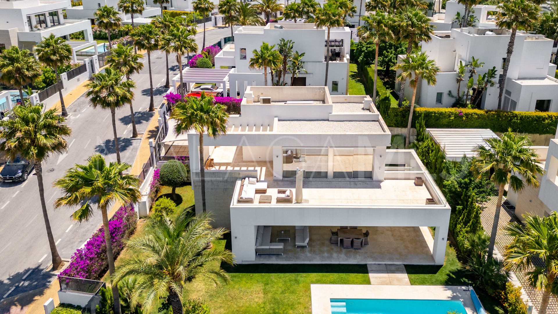 Villa for sale in La Finca de Marbella