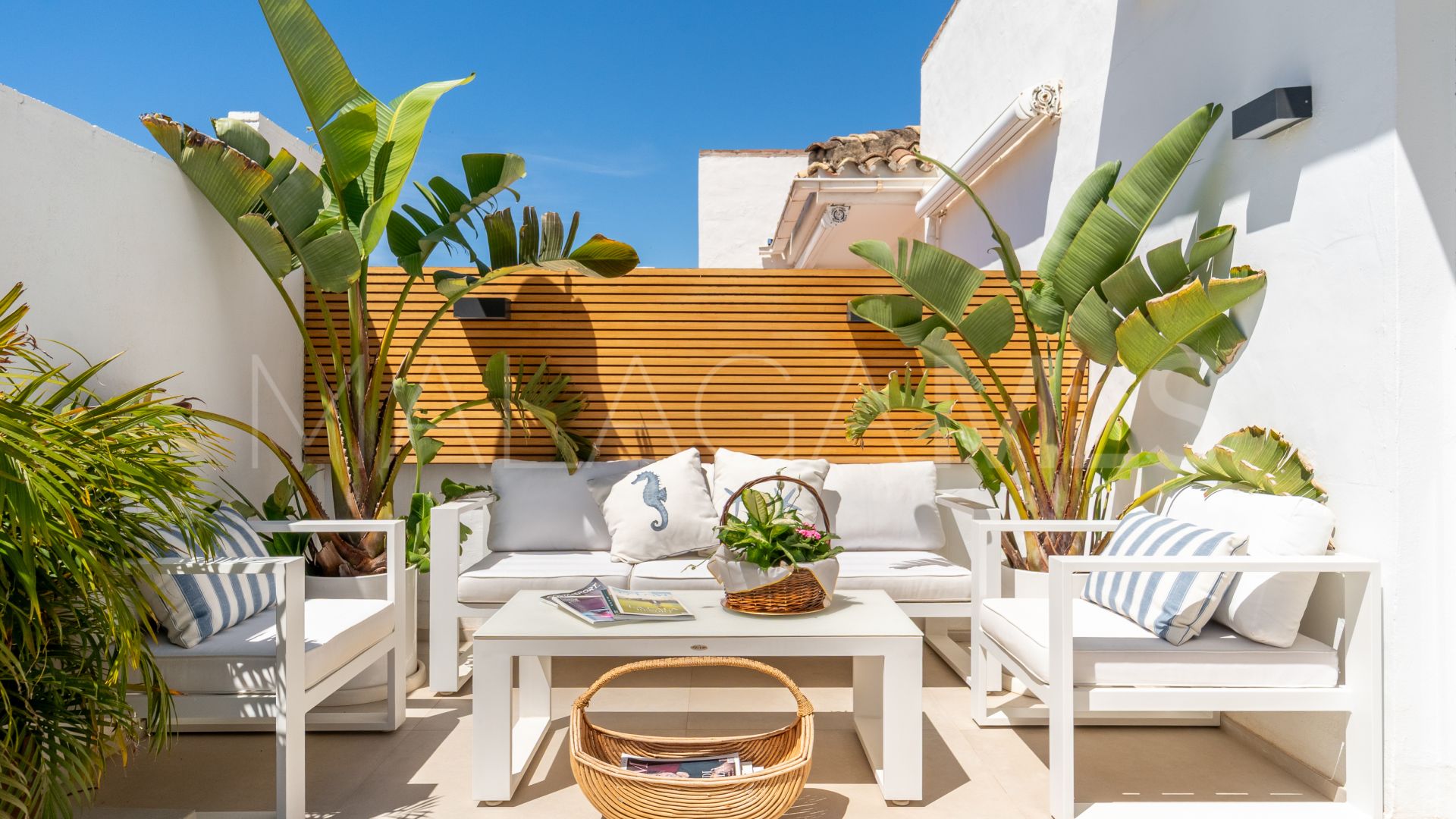 For sale 2 bedrooms penthouse in Las Cañas Beach