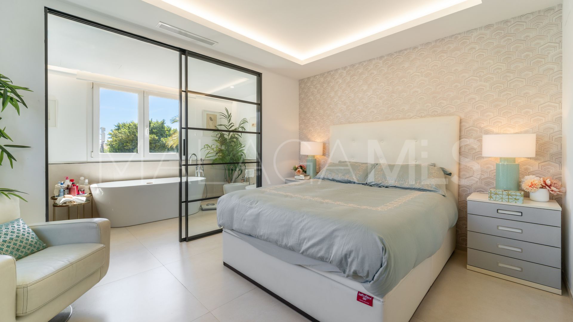 For sale 2 bedrooms penthouse in Las Cañas Beach