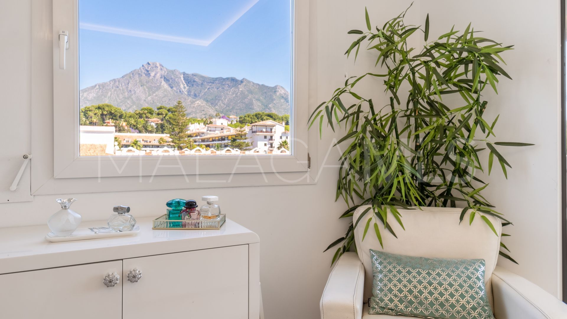For sale 2 bedrooms penthouse in Las Cañas Beach