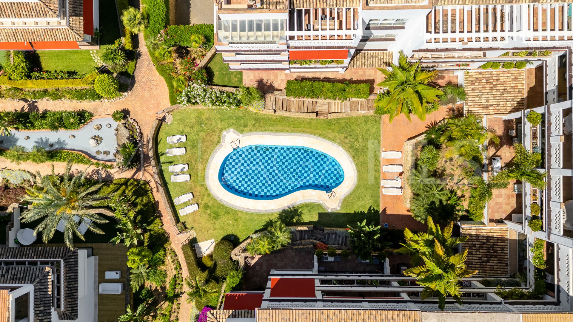 For sale 2 bedrooms penthouse in Las Cañas Beach
