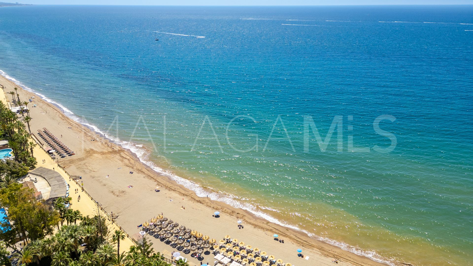 For sale 2 bedrooms penthouse in Las Cañas Beach