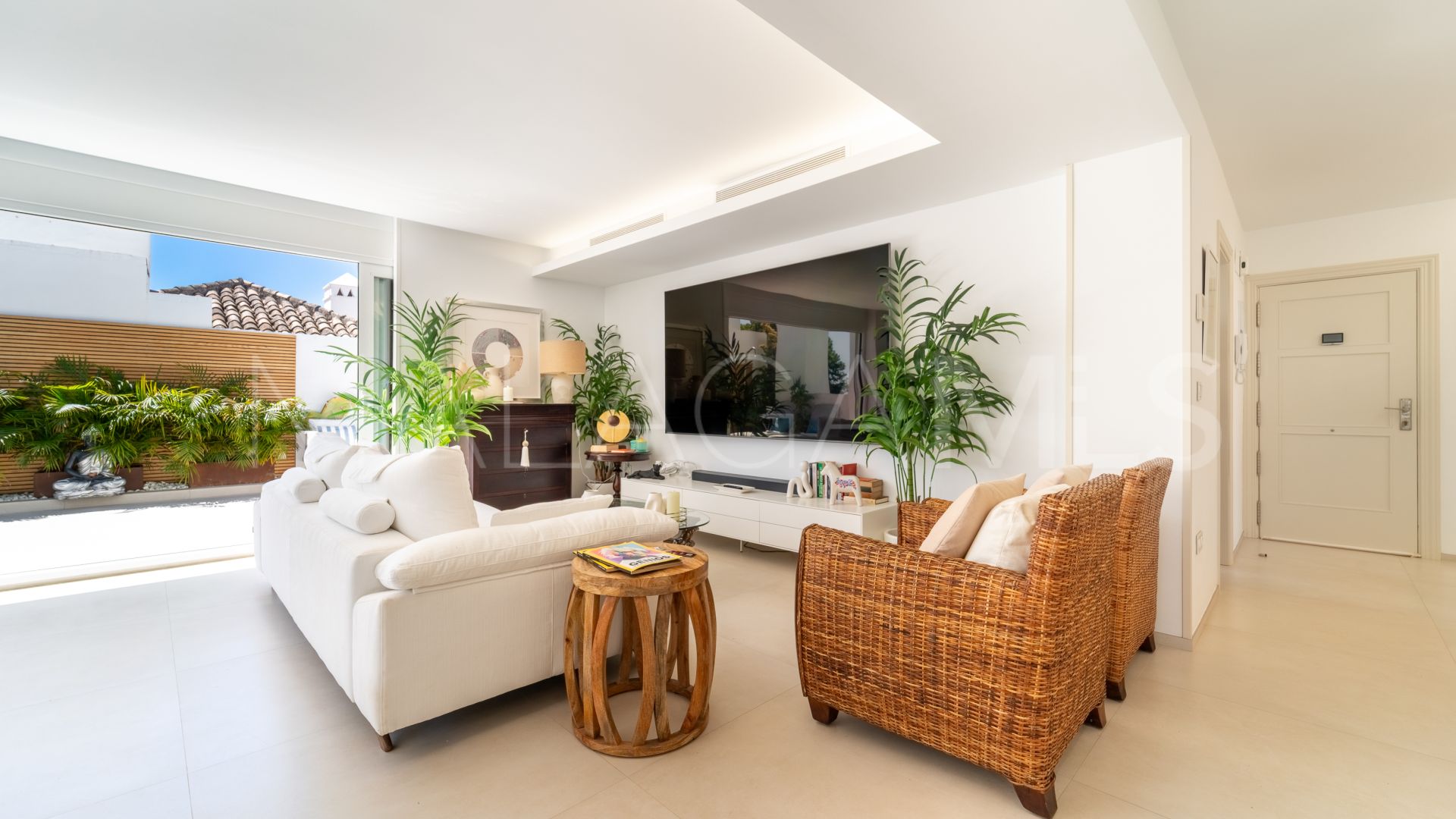 For sale 2 bedrooms penthouse in Las Cañas Beach