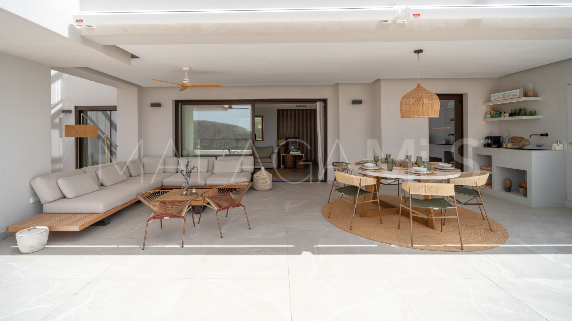 Lägenhet for sale in Almazara Hills