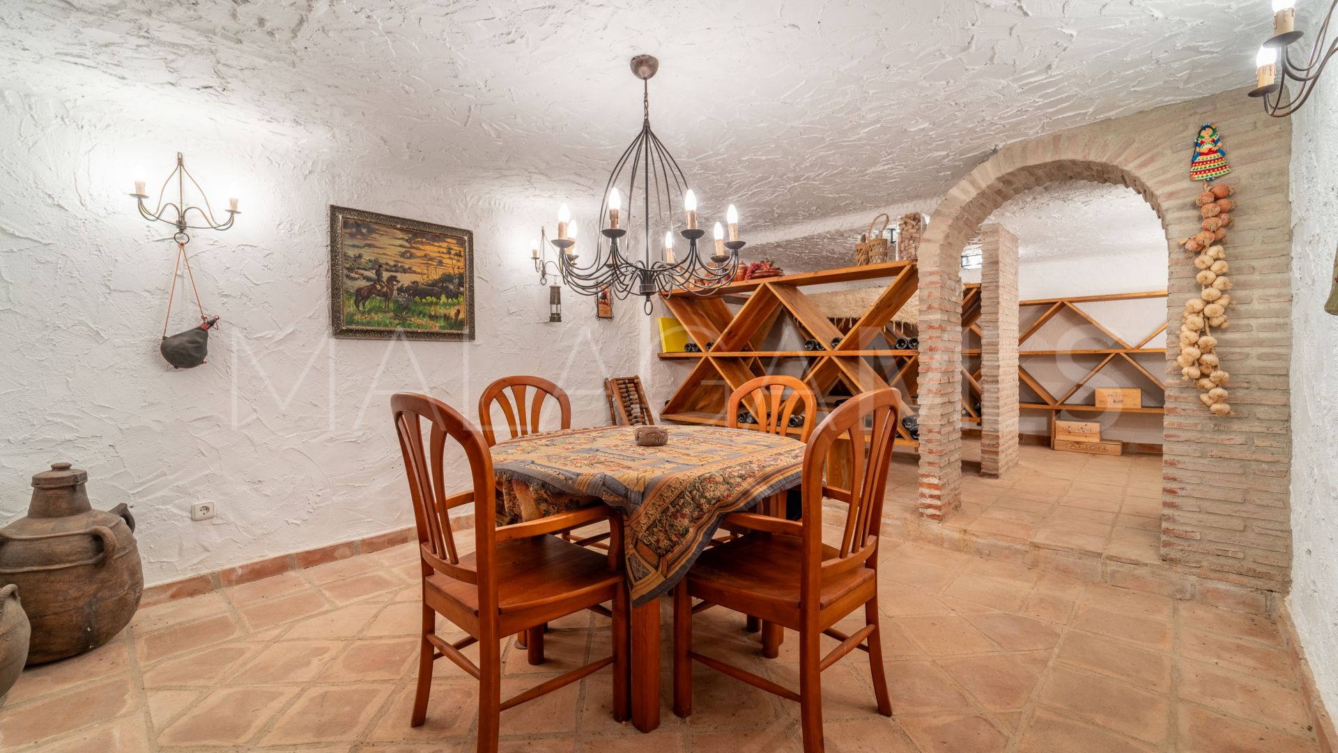 Villa for sale in Cerrado de Elviria