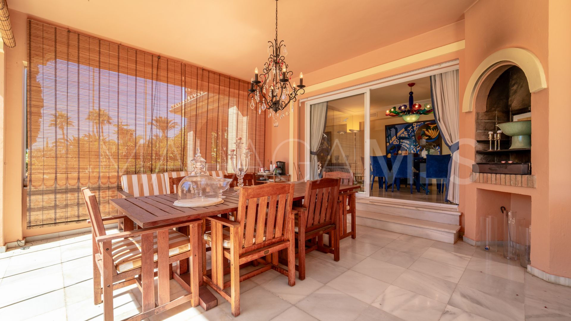 Villa for sale in Cerrado de Elviria
